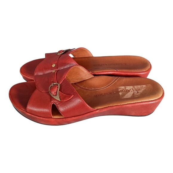 L'Amour Des Pieds Cheyne Slide Wedge Sandal Shoe Red Leather Gold Women's 8.5 M - Picture 7 of 10